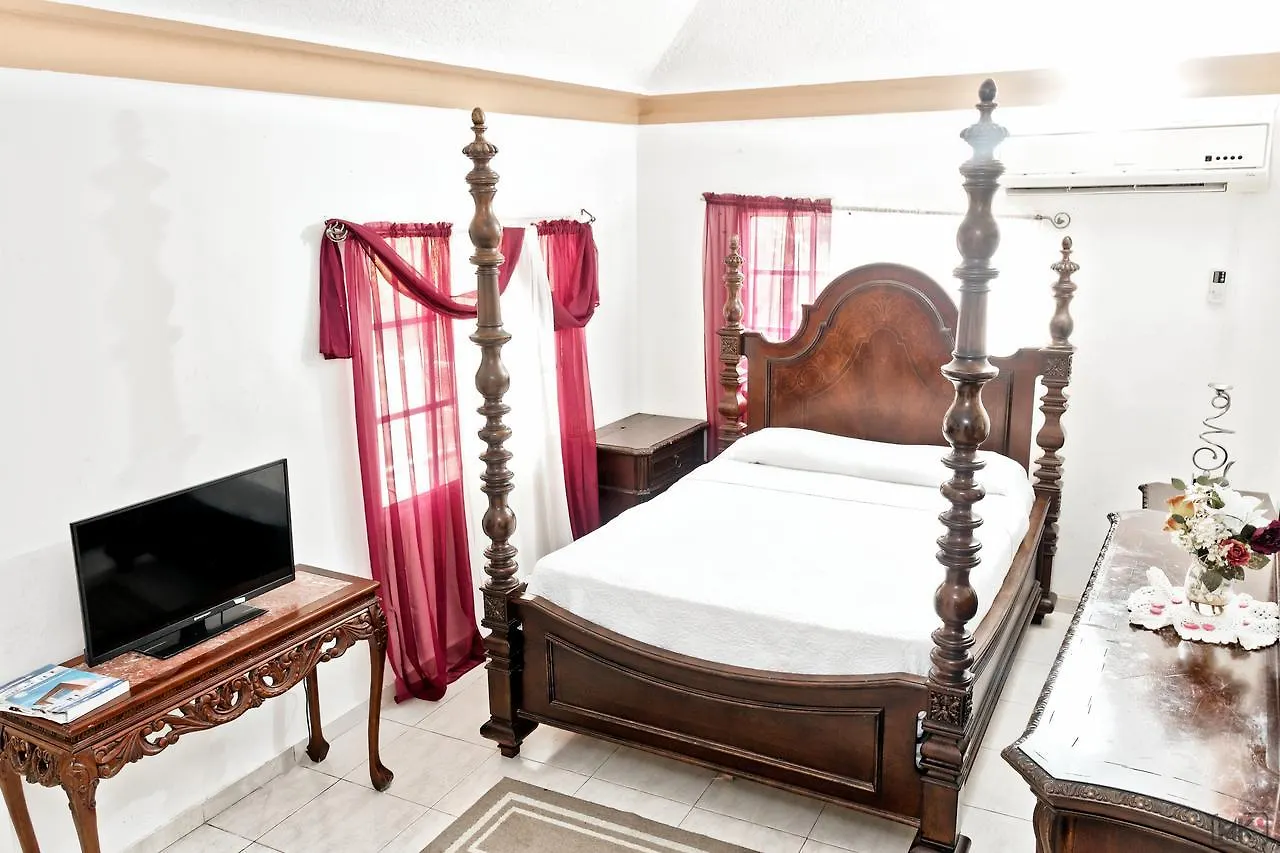 Villa Mimosa Torbeck 3*,