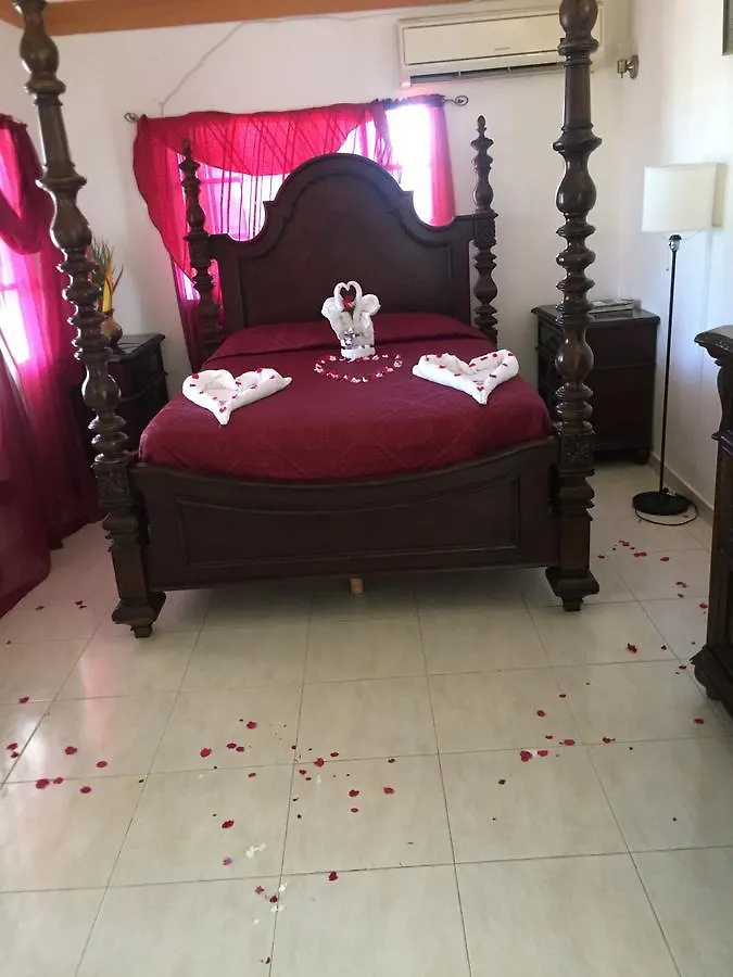 Villa Mimosa Torbeck Hotel